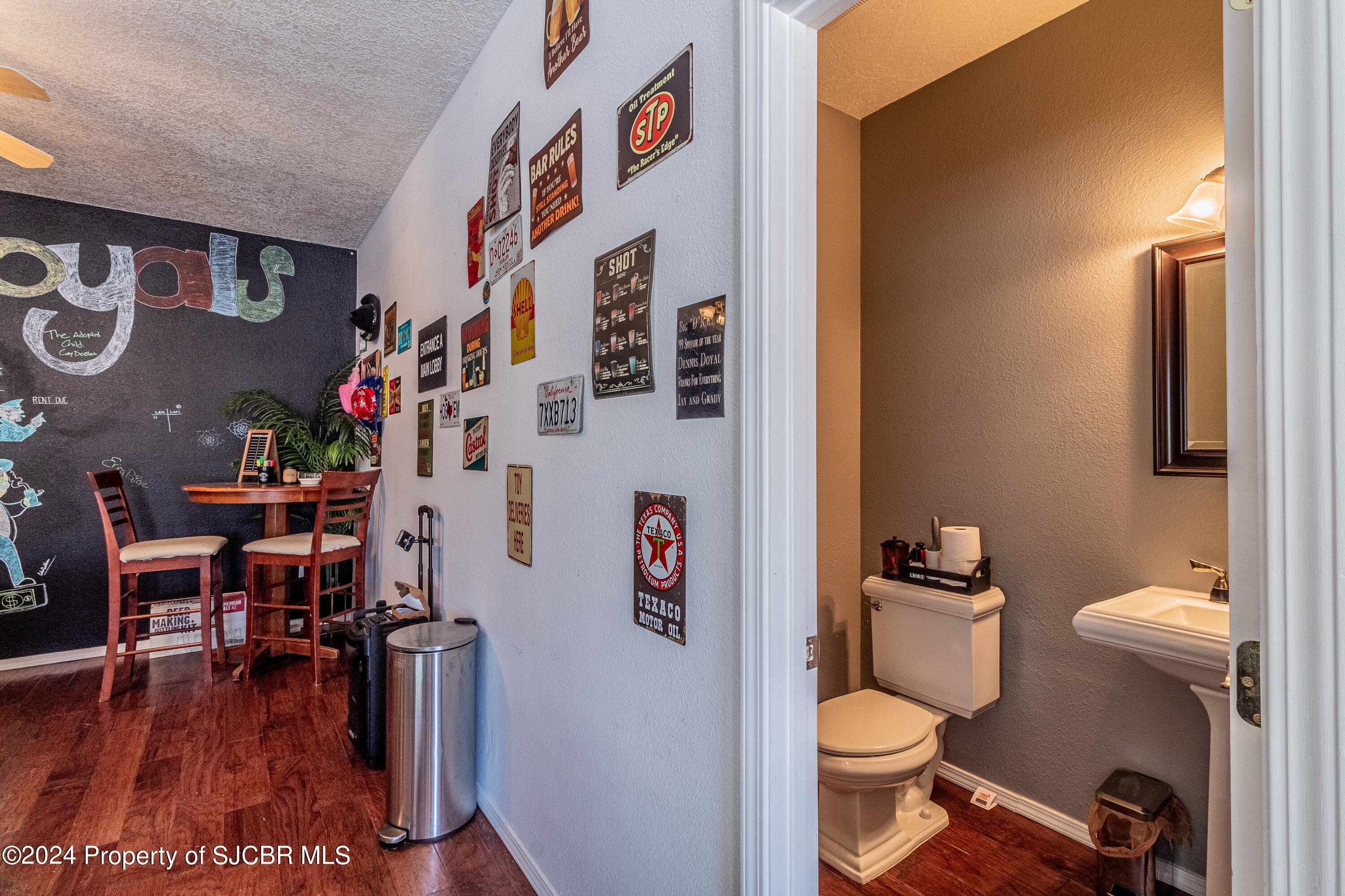 610 CERRILLOS Drive, Farmington, New Mexico, 87401, United States, 4 Bedrooms Bedrooms, ,4 BathroomsBathrooms,Residential,For Sale,610 CERRILLOS Drive,1623720