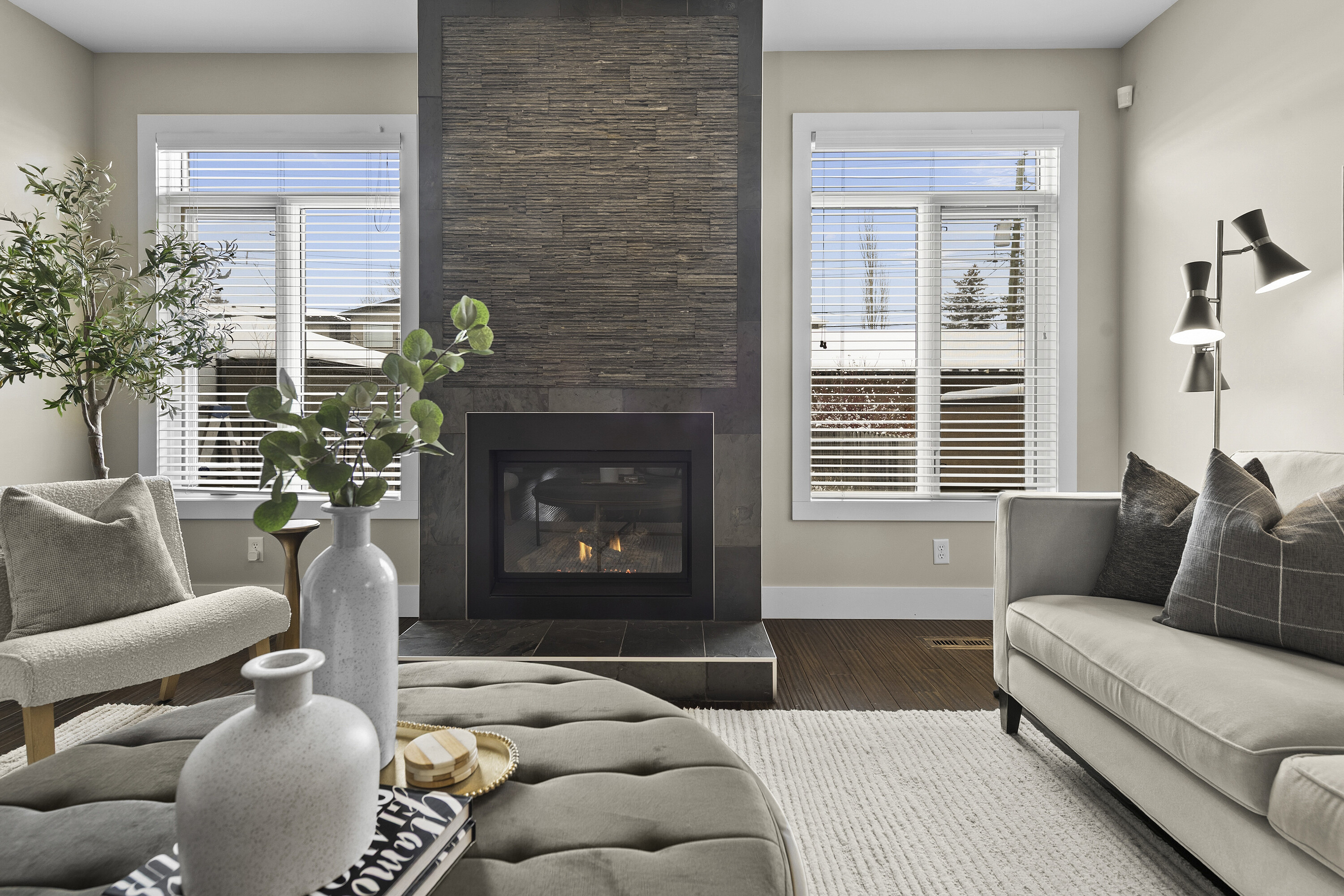  2040 46 Avenue SW, Calgary, AB - 物件實景