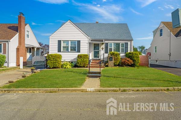 Sayreville, New Jersey, 08879, United States, 4 Bedrooms Bedrooms, ,3 BathroomsBathrooms,Residential,For Sale,1917662