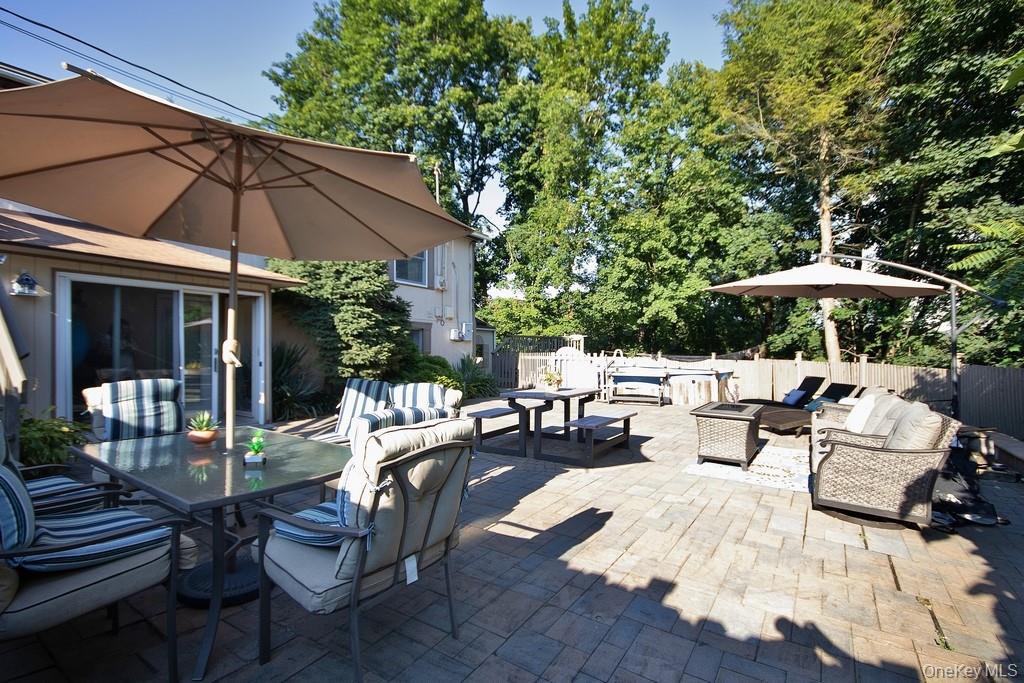 Peekskill, New York, 10566, United States, 4 Bedrooms Bedrooms, ,2 BathroomsBathrooms,Residential,For Sale,1875822