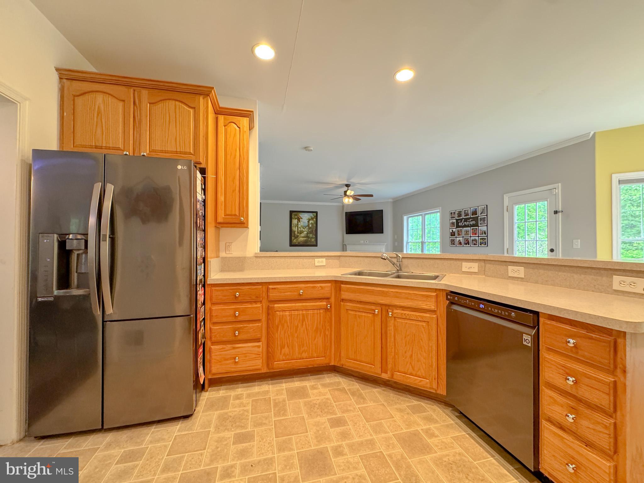 Fredericksburg, Virginia, 22408, United States, 5 Bedrooms Bedrooms, ,4 BathroomsBathrooms,Residential,For Sale,2043363