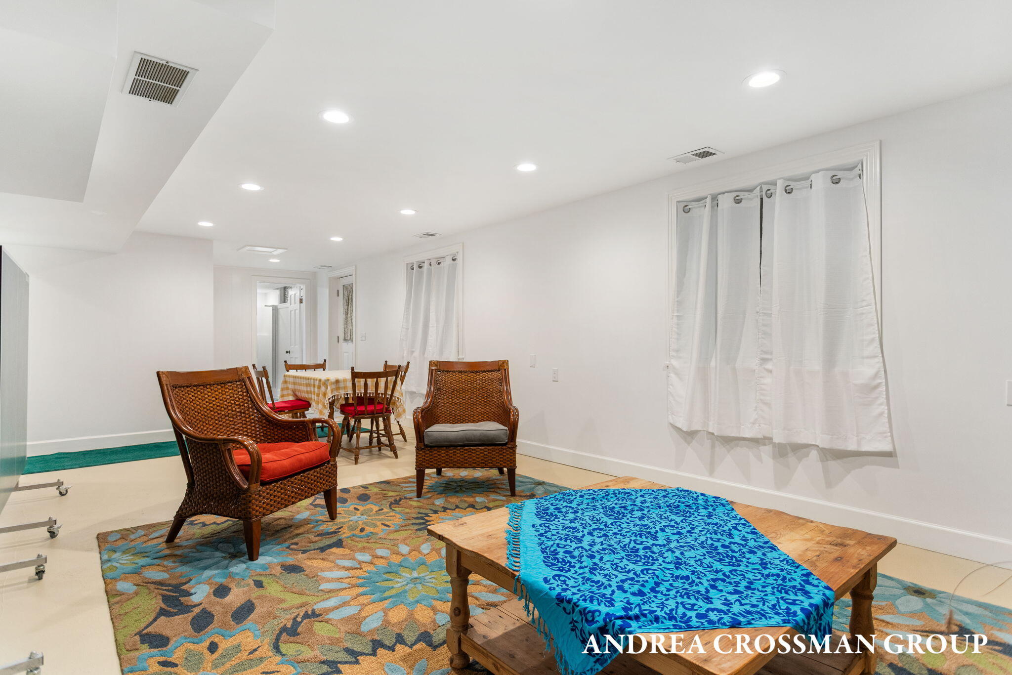 Holland, Michigan, 49424, United States, 5 Bedrooms Bedrooms, ,4 BathroomsBathrooms,Residential,For Sale,1947072