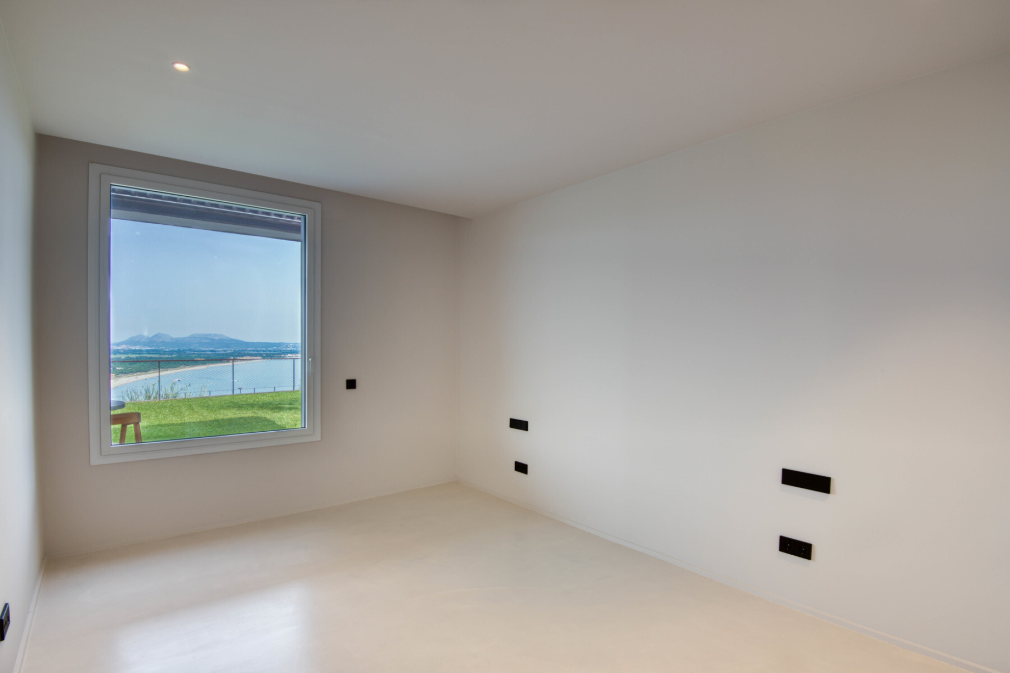  House with swimming pool and sea views in private urbanization in Sa Riera. - 物件實景