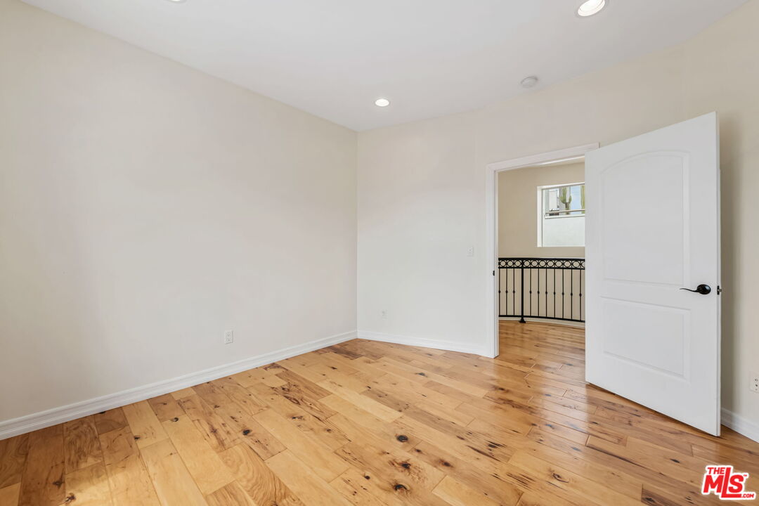 Los Angeles, California, 90025, United States, 6 Bedrooms Bedrooms, ,Residential,For Sale,1932013