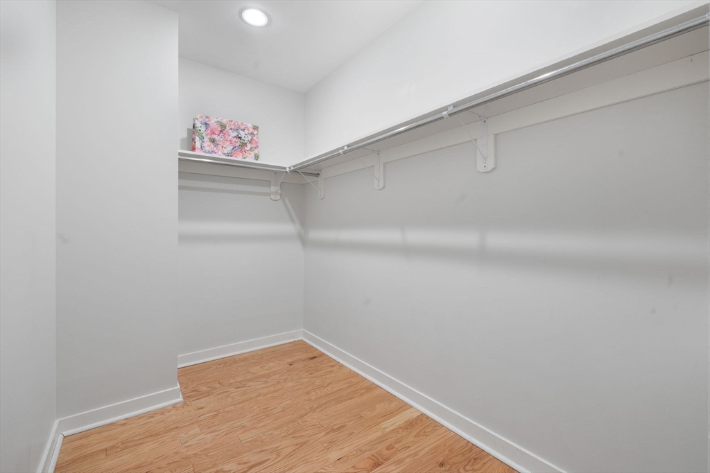 Boston, Massachusetts, 02110, United States, 1 Bedroom Bedrooms, ,1 BathroomBathrooms,Residential,For Sale,1994249