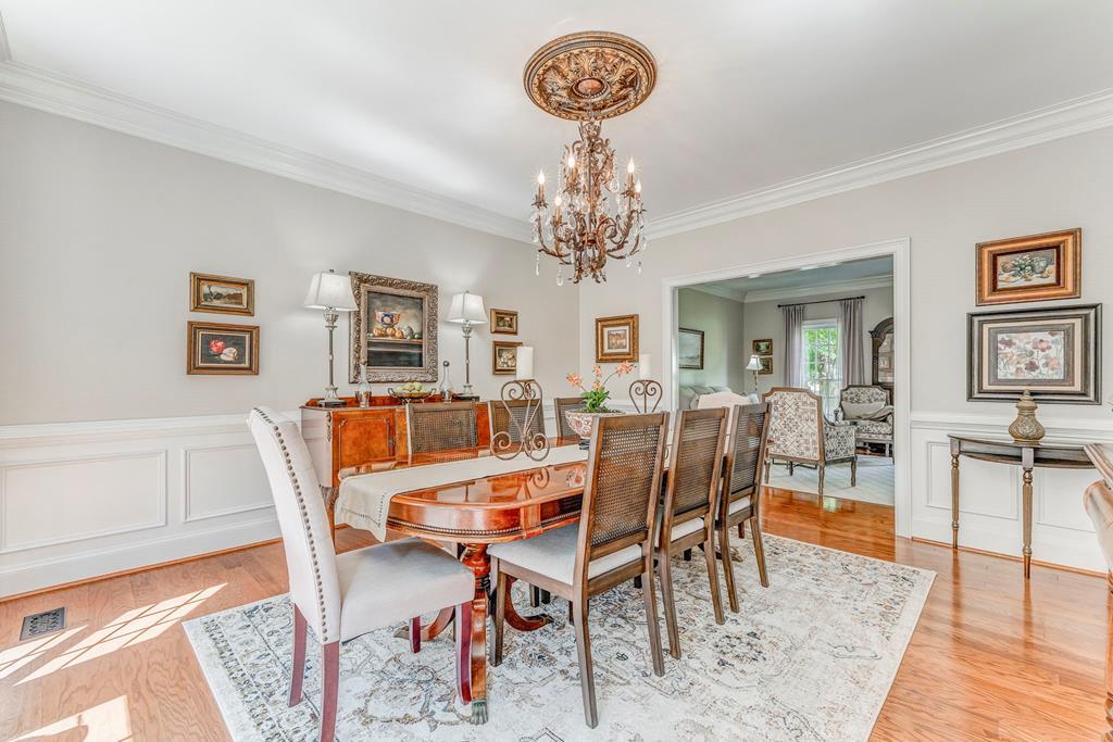 DALTON, Georgia, 30720, United States, 4 Bedrooms Bedrooms, ,4 BathroomsBathrooms,Residential,For Sale,1885970