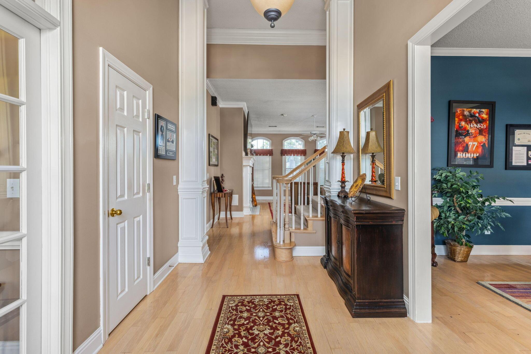 Tupelo, Mississippi, 38801, United States, 4 Bedrooms Bedrooms, ,4 BathroomsBathrooms,Residential,For Sale,1957105