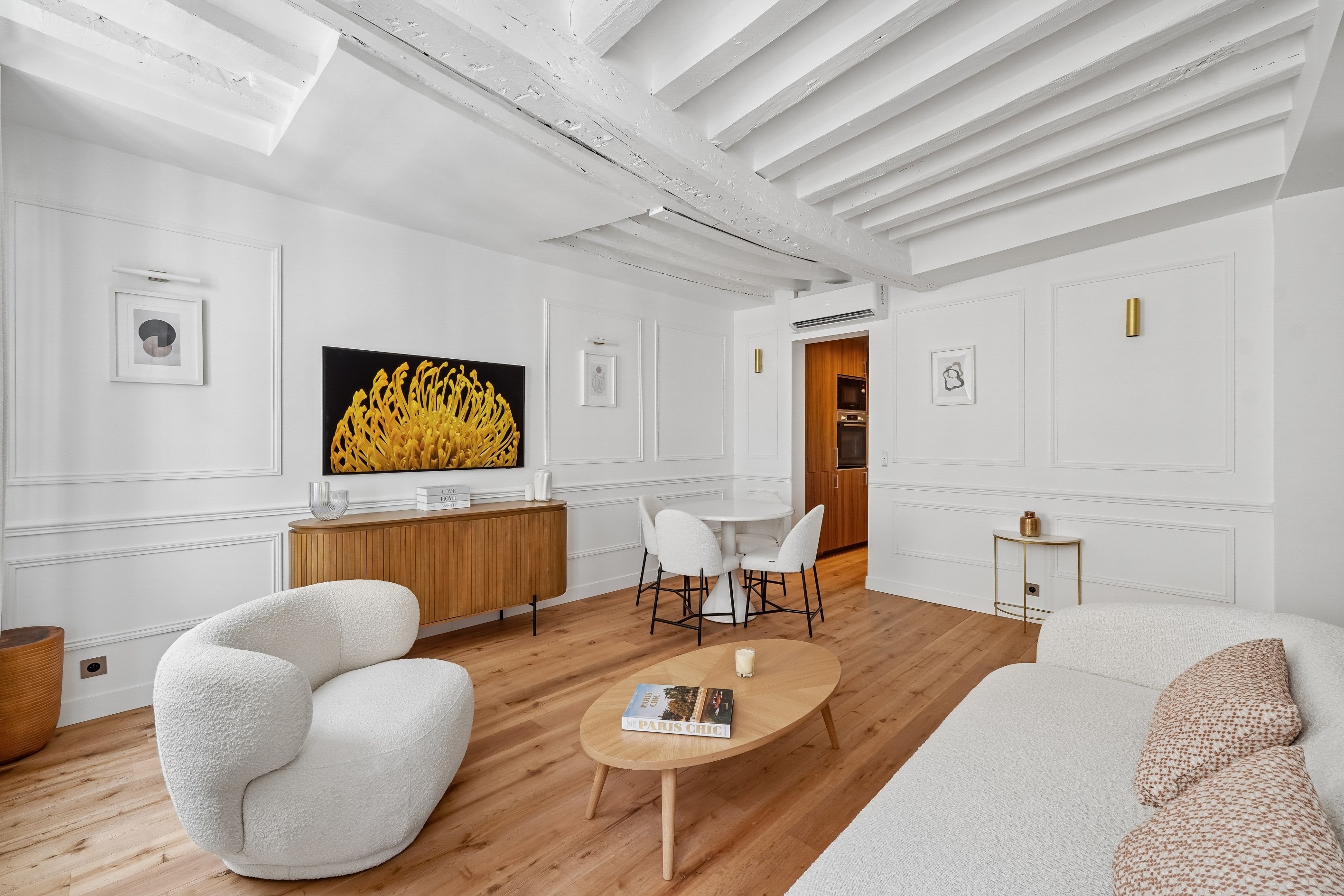  Bac - Verneuil : Superb renovated 2 bedrooms apartment - with AC - 物件實景