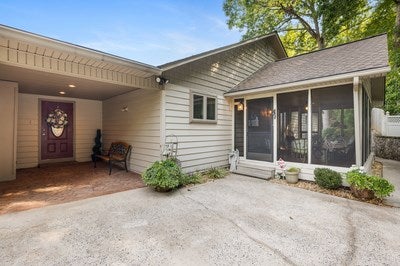 Young Harris, Georgia, 30582, United States, 2 Bedrooms Bedrooms, ,3 BathroomsBathrooms,Residential,For Sale,1940477