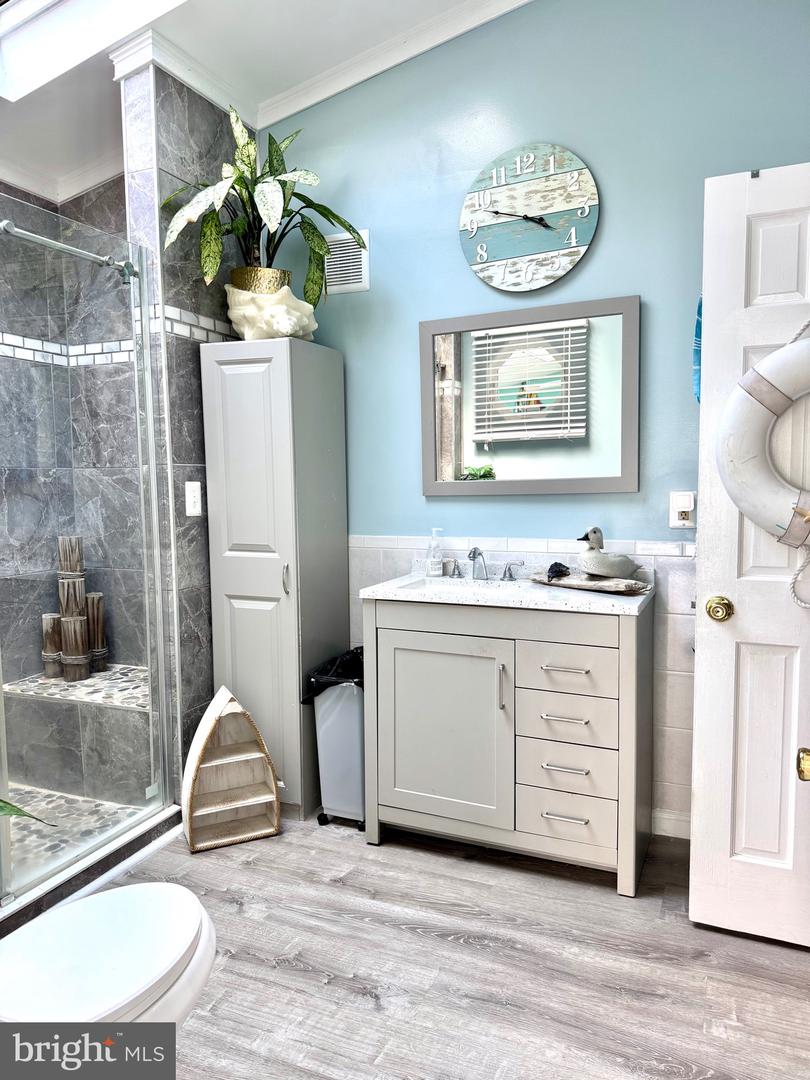 Dundalk, Maryland, 21222, United States, 3 Bedrooms Bedrooms, ,4 BathroomsBathrooms,Residential,For Sale,1906595