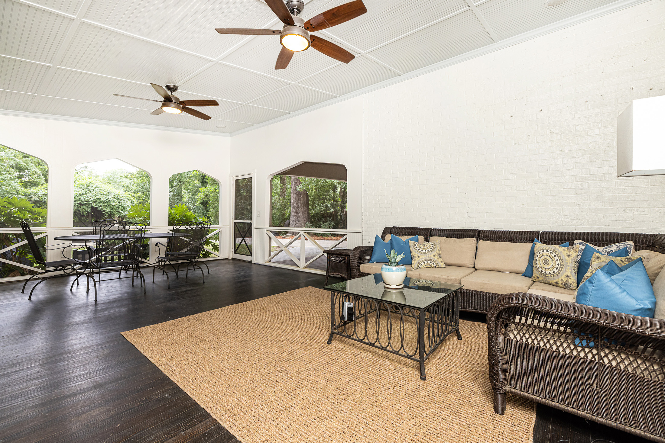 Distinctive Morningside Home with Separate Guest Residence - 物件實景