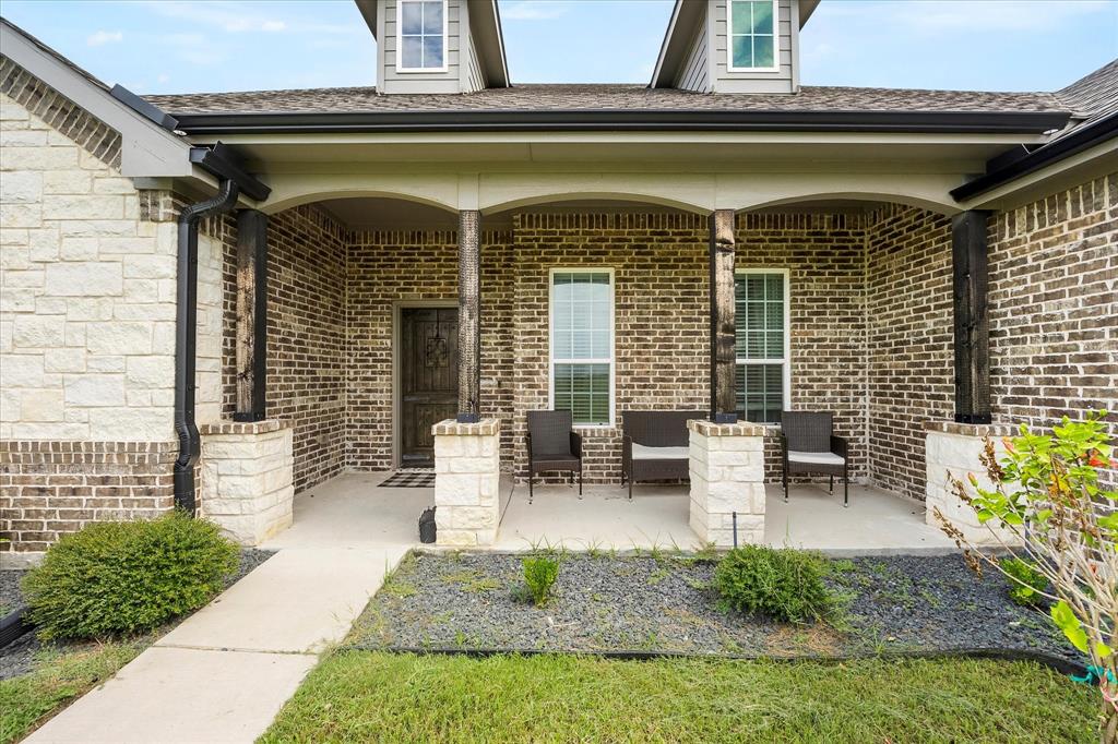 Caddo Mills, Texas, 75135, United States, 4 Bedrooms Bedrooms, ,2 BathroomsBathrooms,Residential,For Sale,1907350