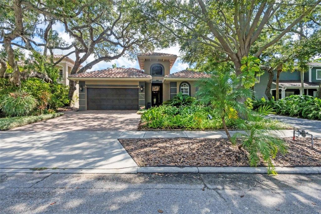 Sarasota, Florida, 34239, United States, 3 Bedrooms Bedrooms, ,3 BathroomsBathrooms,Residential,For Sale,1994838