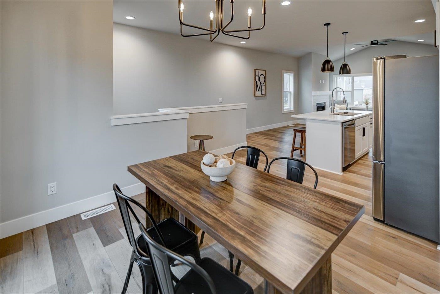 Madison, Wisconsin, 53711, United States, 3 Bedrooms Bedrooms, ,3 BathroomsBathrooms,Residential,For Sale,1995552