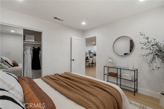 Los Angeles, California, 90016, United States, 7 Bedrooms Bedrooms, ,4 BathroomsBathrooms,Residential,For Sale,2006149