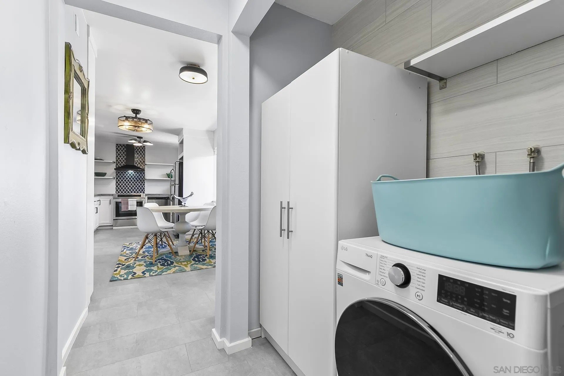 San Diego, California, 92117, United States, 1 Bedroom Bedrooms, ,1 BathroomBathrooms,Residential,For Sale,1987946