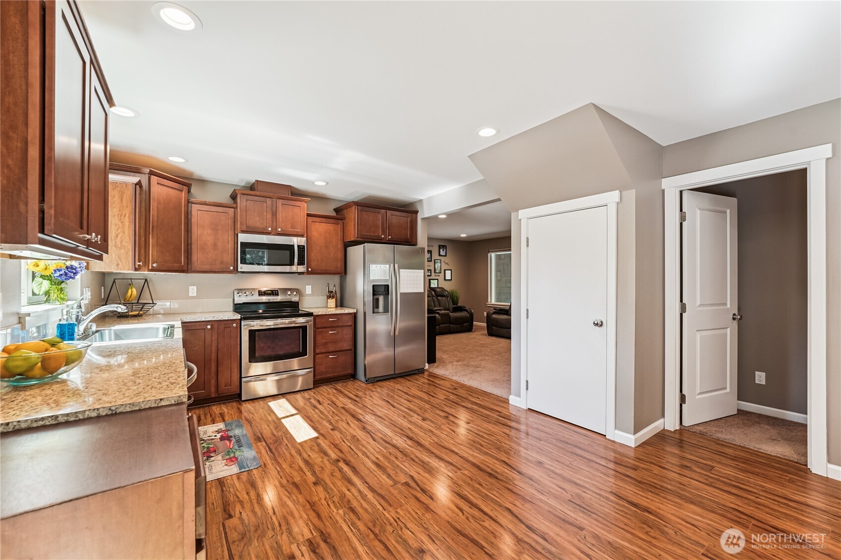 Seabeck, Washington, 98380, United States, 4 Bedrooms Bedrooms, ,3 BathroomsBathrooms,Residential,For Sale,1907301