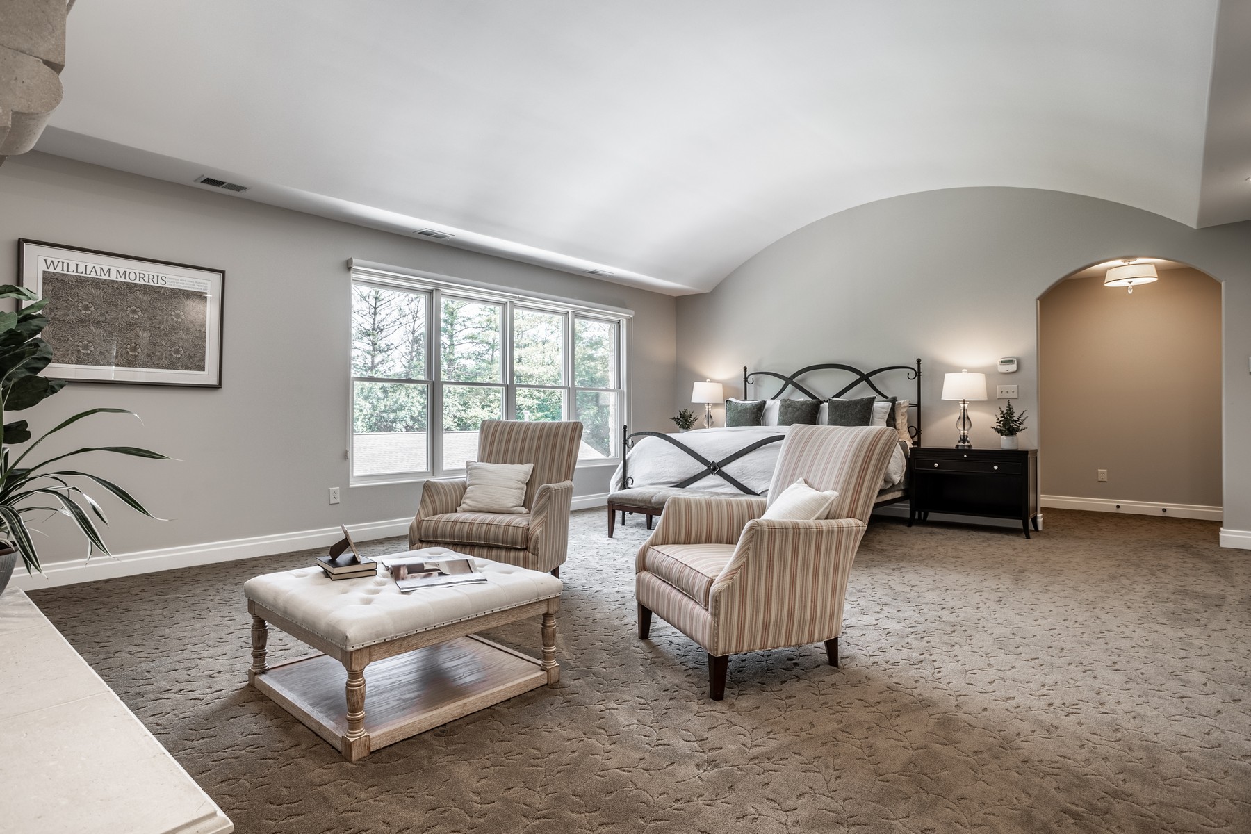  Rare Opportunity to Own a Stunning Home with Acreage in West Carmel - 物件實景