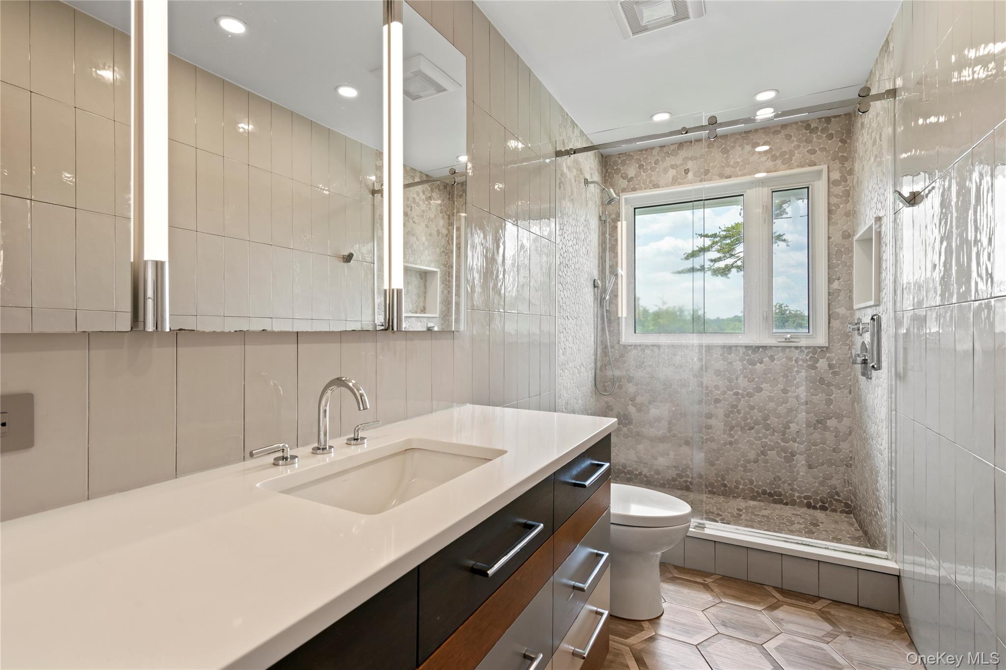  25 Montrose Court, Roslyn Harbor, NY, 11576 - 物件實景