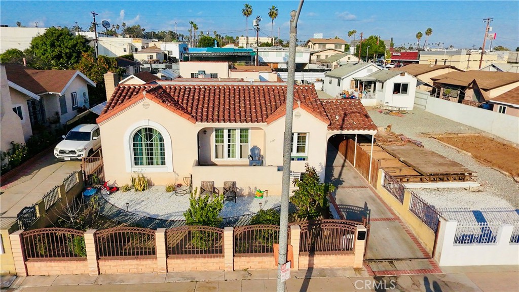 Los Angeles, California, 90023, United States, 4 Bedrooms Bedrooms, ,3 BathroomsBathrooms,Residential,For Sale,2013063