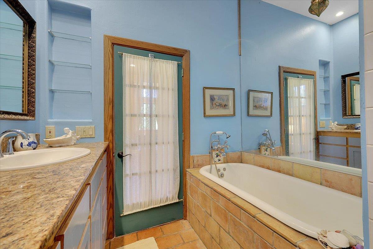 Oregon House, California, 95962, United States, 3 Bedrooms Bedrooms, ,3 BathroomsBathrooms,Residential,For Sale,2031122