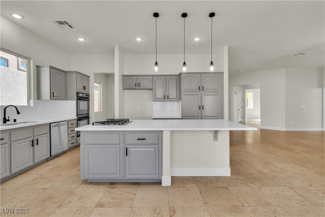 Las Vegas, Nevada, 89138, United States, 4 Bedrooms Bedrooms, ,4 BathroomsBathrooms,Residential,For Sale,1836630
