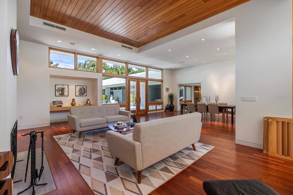 Sarasota, Florida, 34239, United States, 4 Bedrooms Bedrooms, ,5 BathroomsBathrooms,Residential,For Sale,1988202