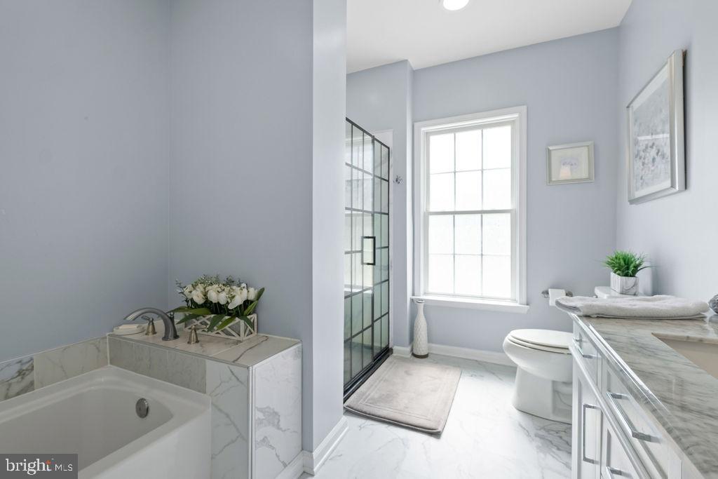 Spotsylvania, Virginia, 22551, United States, 4 Bedrooms Bedrooms, ,5 BathroomsBathrooms,Residential,For Sale,1910445
