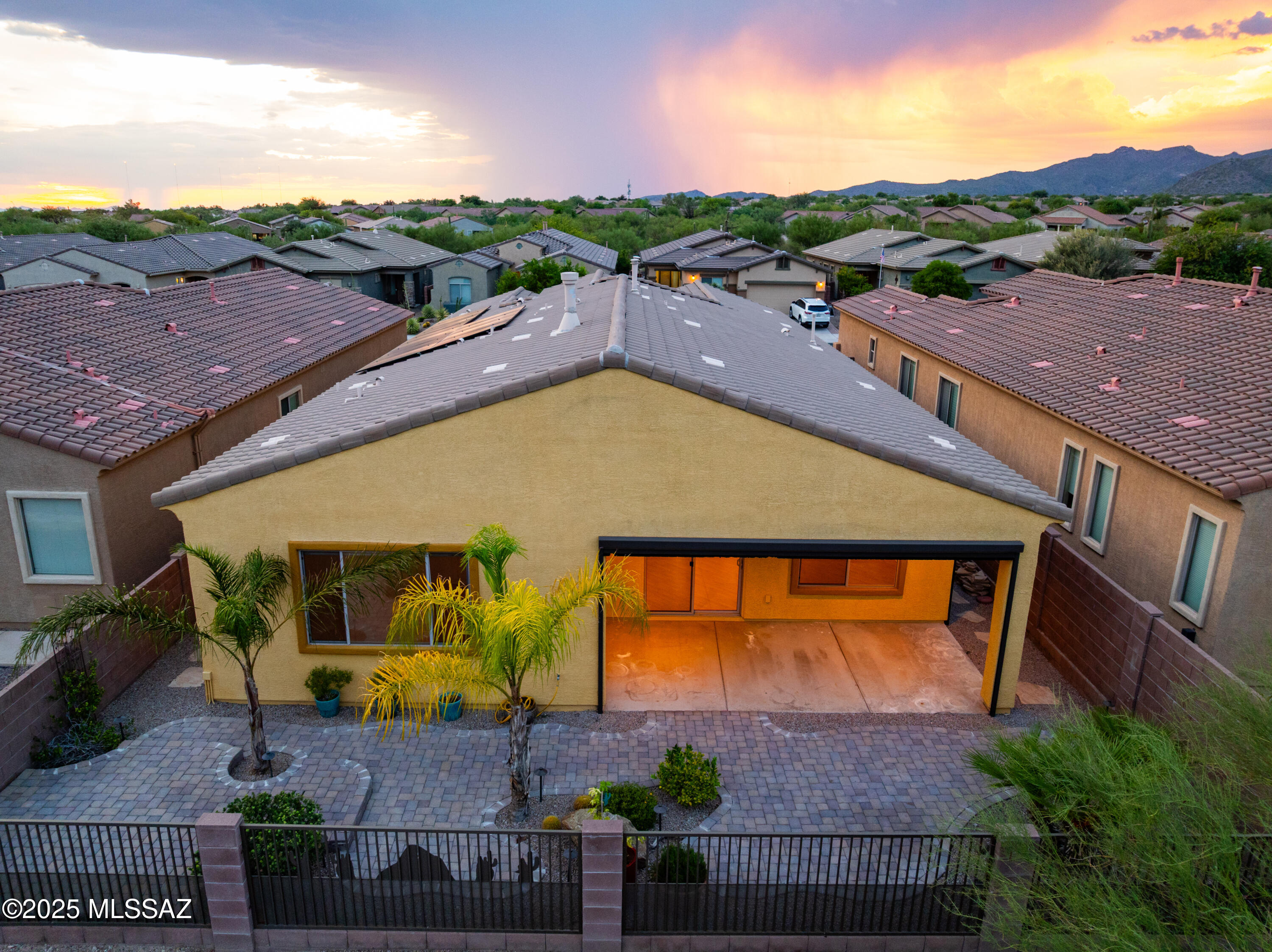 Marana, Arizona, 85658, United States, 3 Bedrooms Bedrooms, ,3 BathroomsBathrooms,Residential,For Sale,1926095