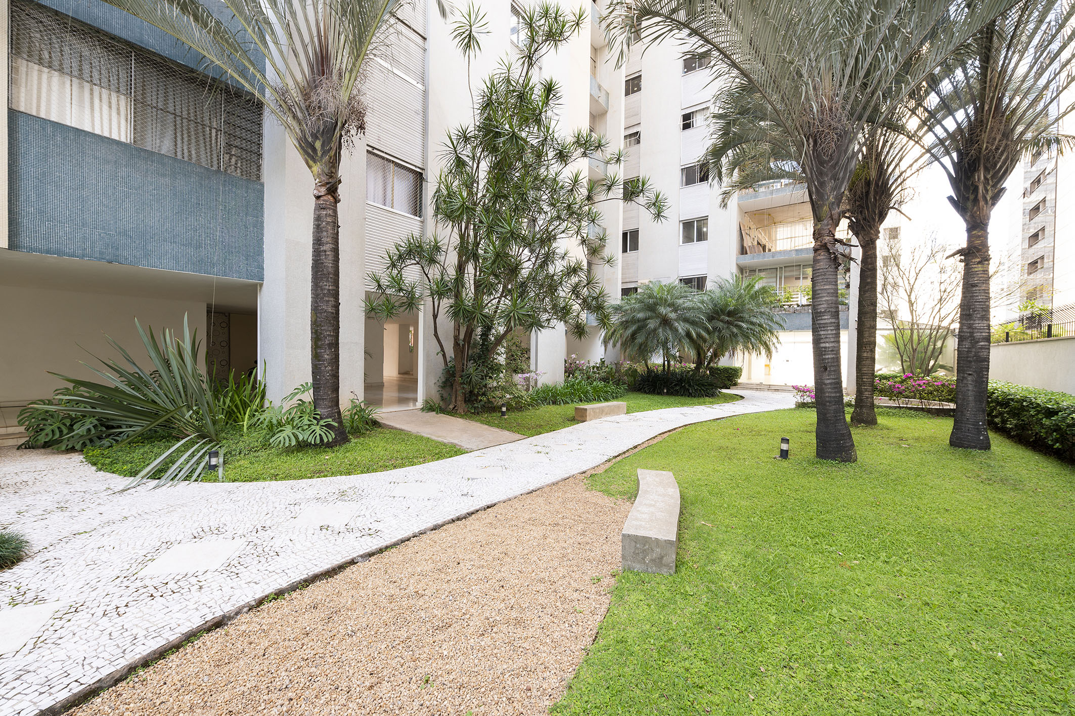  Contemporary Renovation in the Flat Section of Jardim Paulista - 物件實景