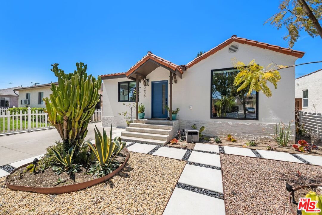Culver City, California, 90232, United States, 3 Bedrooms Bedrooms, ,2 BathroomsBathrooms,Residential,For Sale,1911213