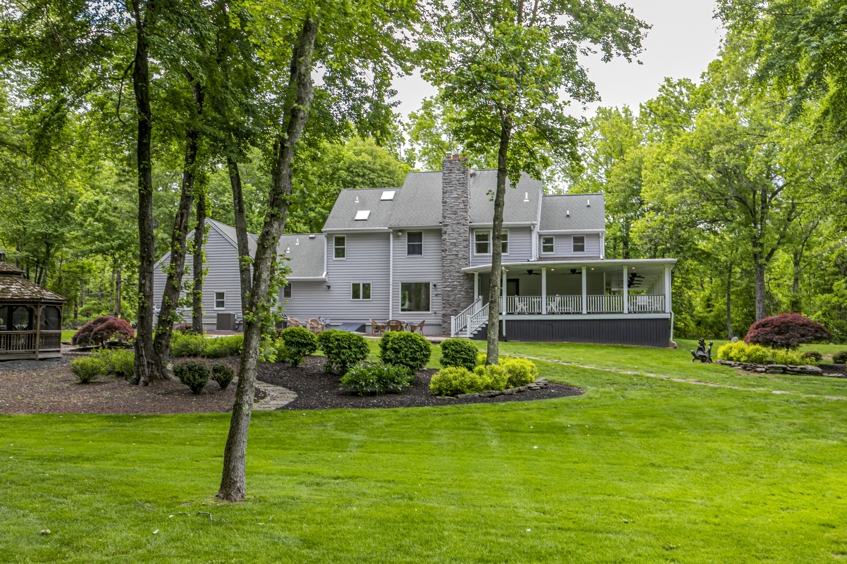  Private 6-Acre Getaway Wrapped in Nature