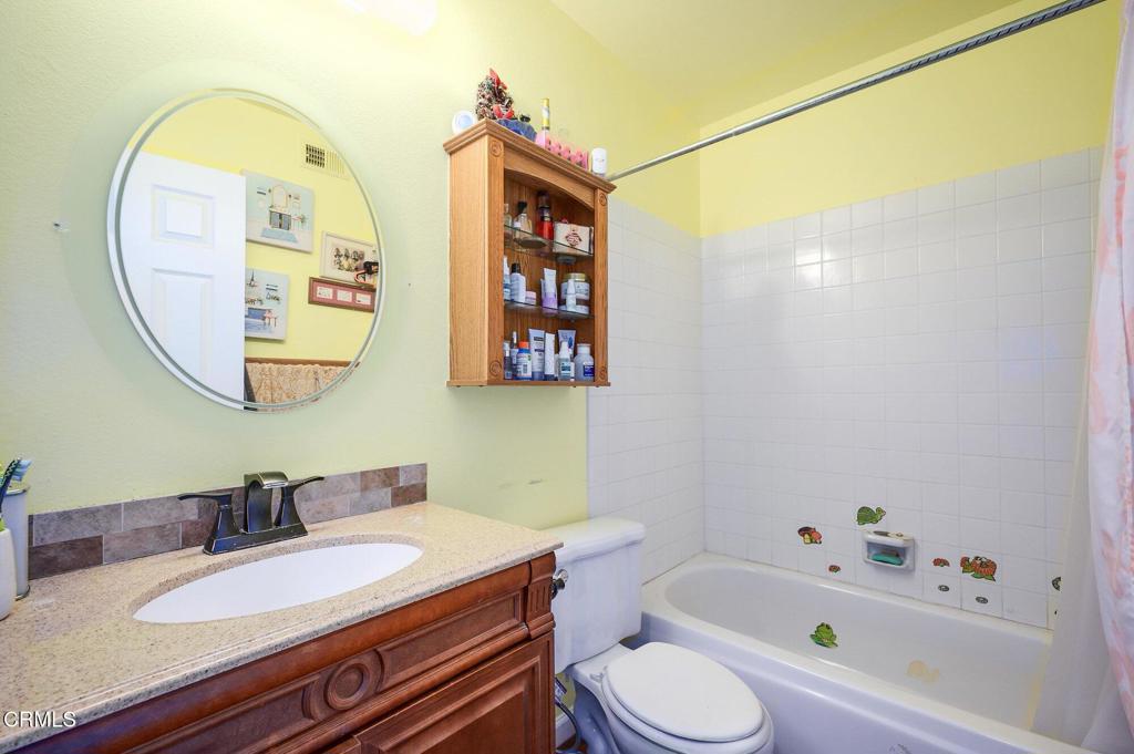 Thousand Oaks, California, 91362, United States, 4 Bedrooms Bedrooms, ,1 BathroomBathrooms,Residential,For Sale,1975881