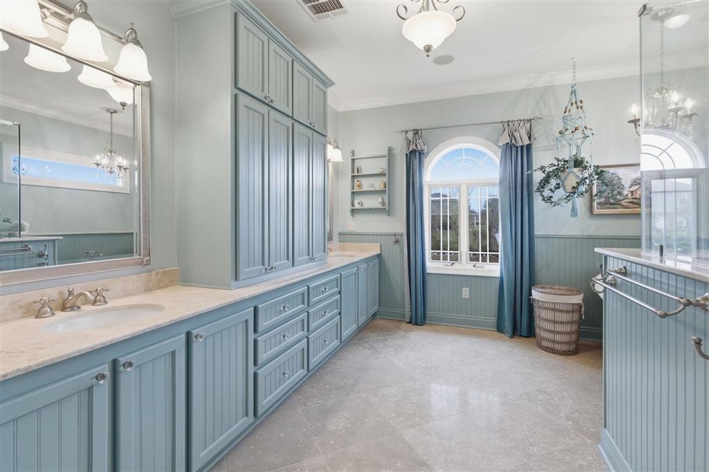 Lake Charles, Louisiana, 70601, United States, 3 Bedrooms Bedrooms, ,3 BathroomsBathrooms,Residential,For Sale,2024711
