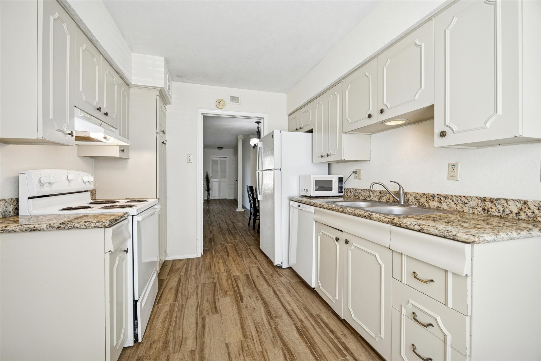  7600 Burgoyne Road #152 - 物件實景
