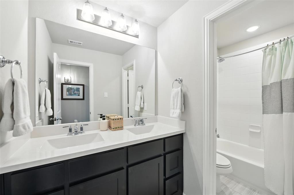 Fort Worth, Texas, 76123, United States, 4 Bedrooms Bedrooms, ,3 BathroomsBathrooms,Residential,For Sale,1932025