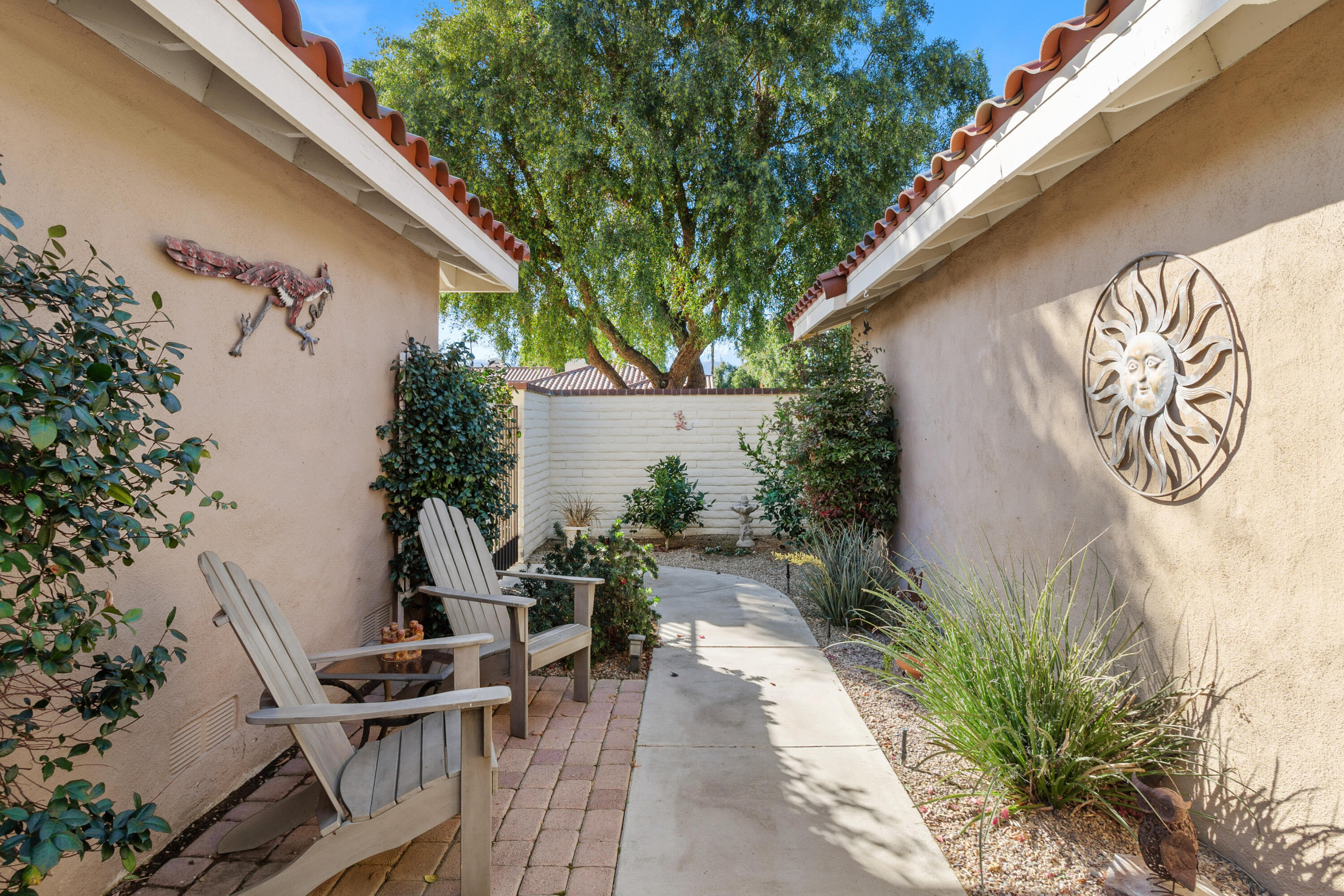 Palm Desert, California, 92260, United States, 2 Bedrooms Bedrooms, ,2 BathroomsBathrooms,Residential,For Sale,1951083