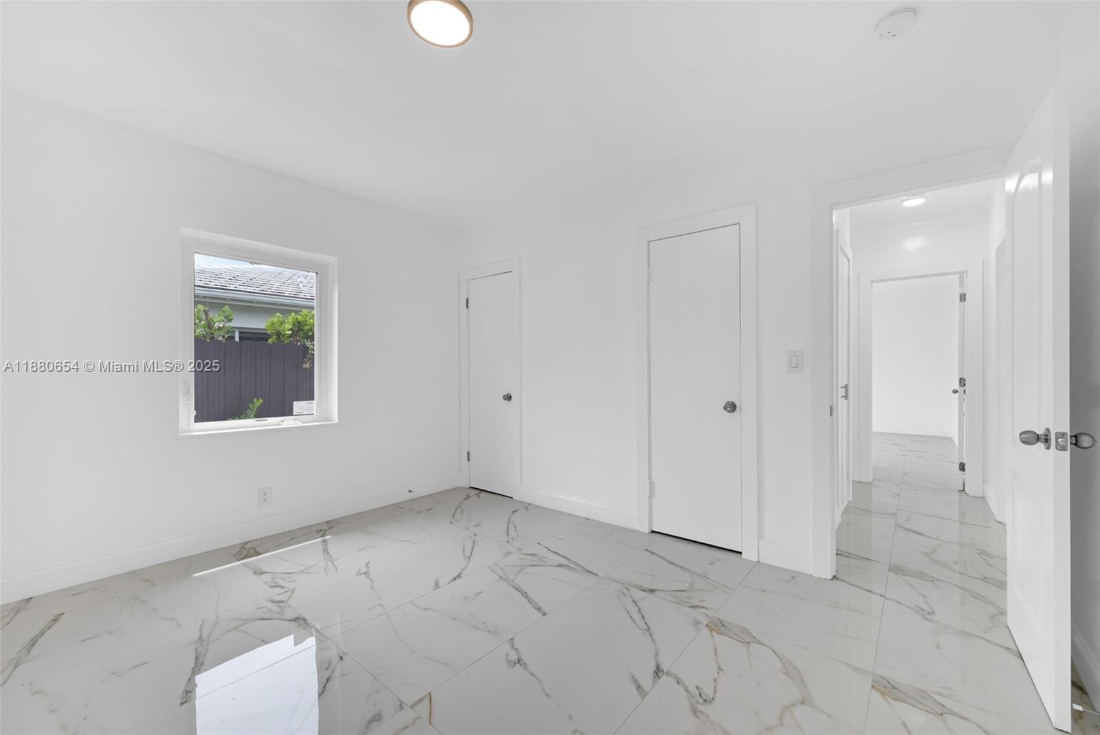 Biscayne Park, Florida, 33161, United States, 6 Bedrooms Bedrooms, ,3 BathroomsBathrooms,Residential,For Sale,1949664