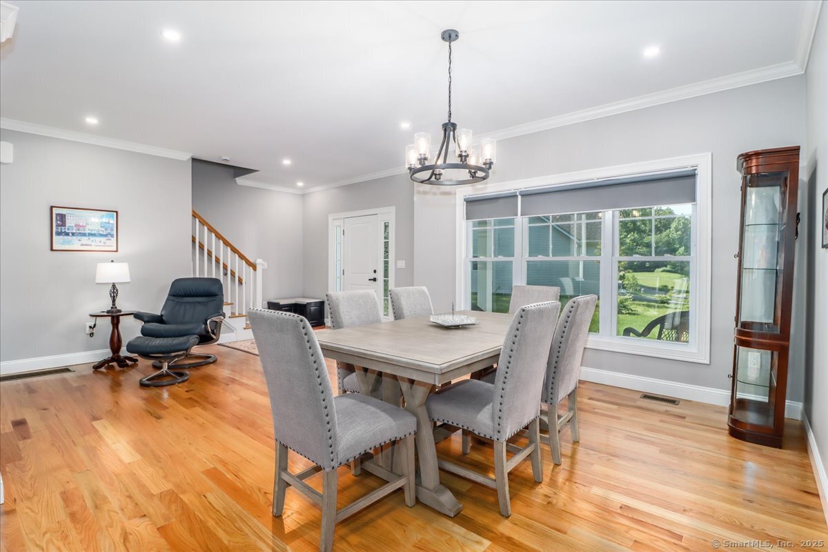 New Milford, Connecticut, 06776, United States, 2 Bedrooms Bedrooms, ,3 BathroomsBathrooms,Residential,For Sale,1875818