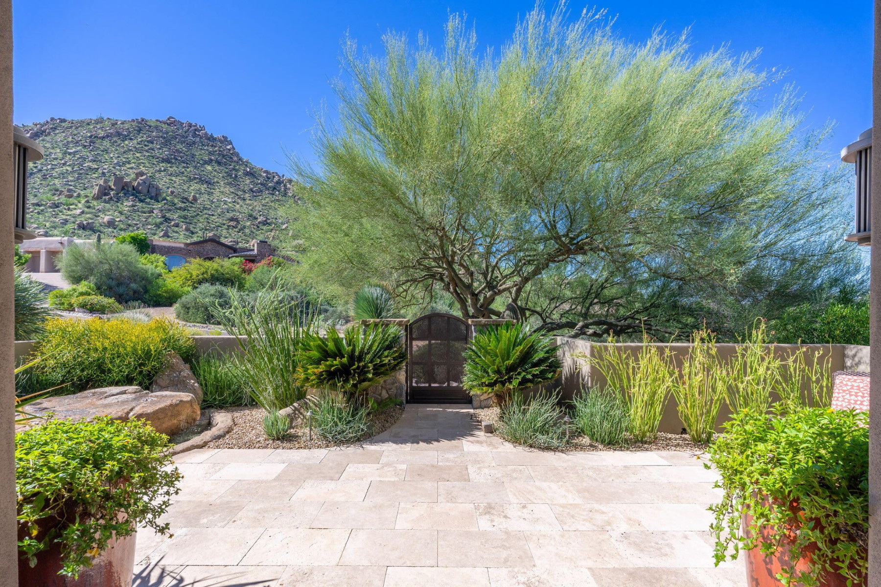  11212 E Troon Mountain Drive  Scottsdale, AZ - 物件實景