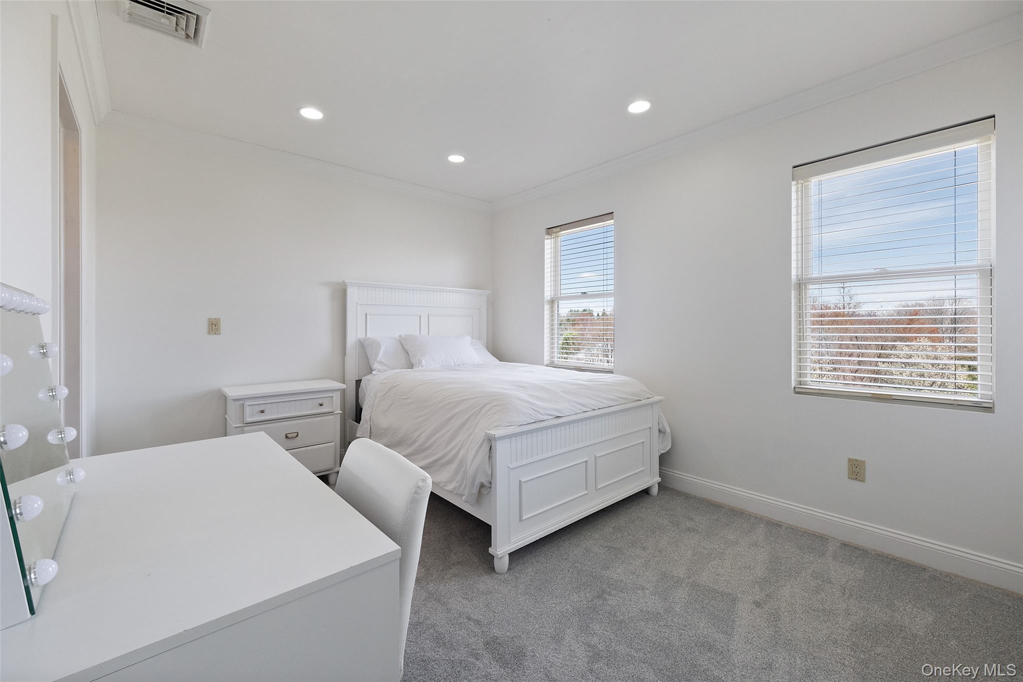 Poughkeepsie, New York, 12603, United States, 4 Bedrooms Bedrooms, ,5 BathroomsBathrooms,Residential,For Sale,1916939