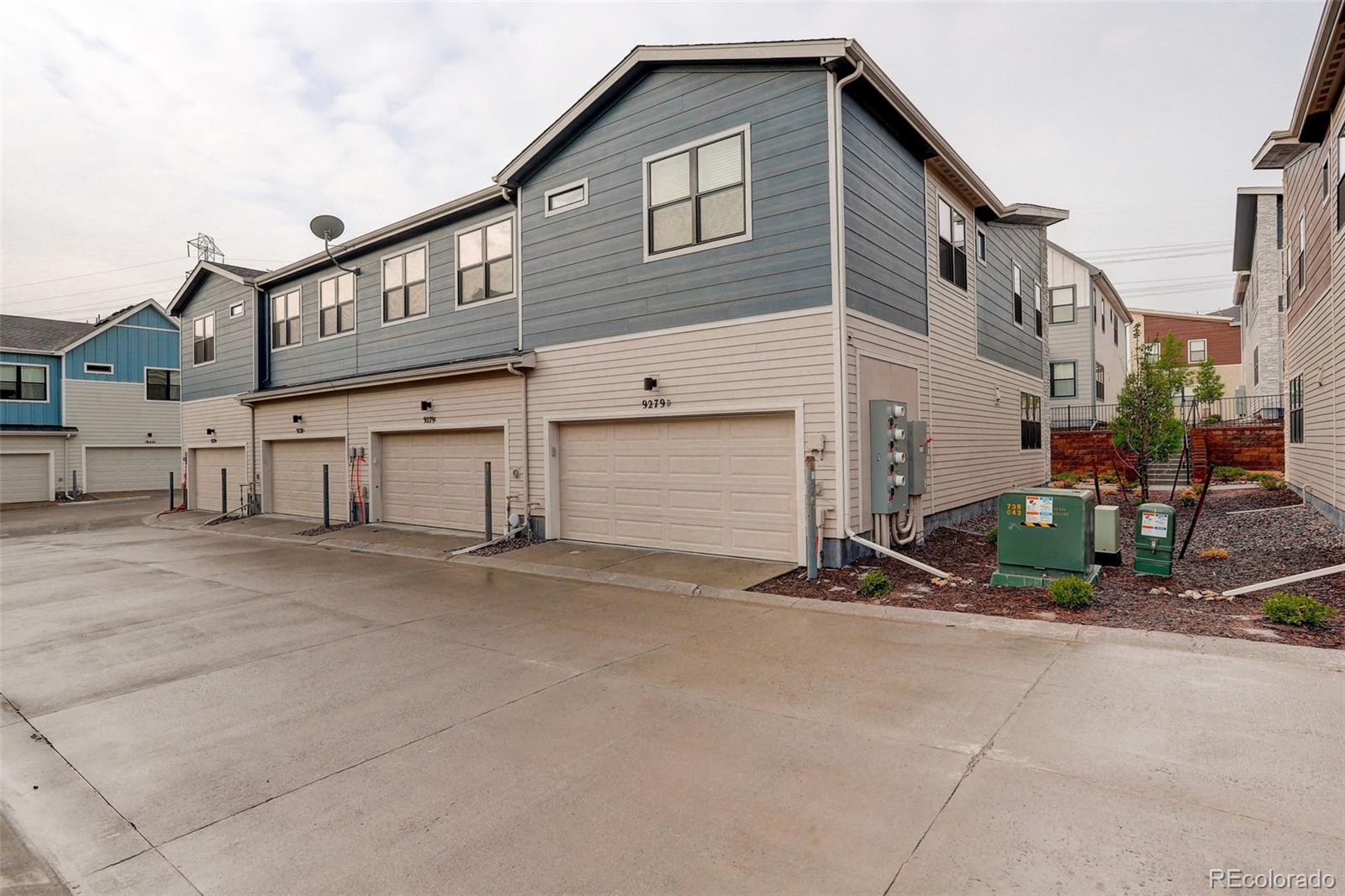 Littleton, Colorado, 80125, United States, 3 Bedrooms Bedrooms, ,3 BathroomsBathrooms,Residential,For Sale,1805241