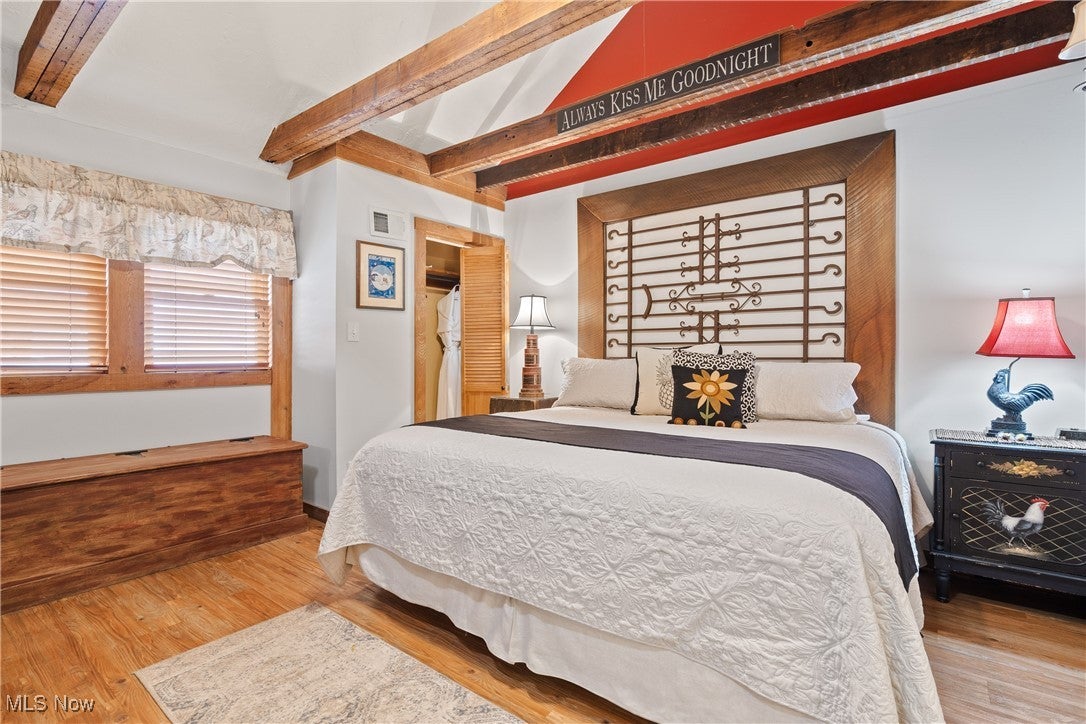 Cleveland, Ohio, 44113, United States, 3 Bedrooms Bedrooms, ,4 BathroomsBathrooms,Residential,For Sale,1984065