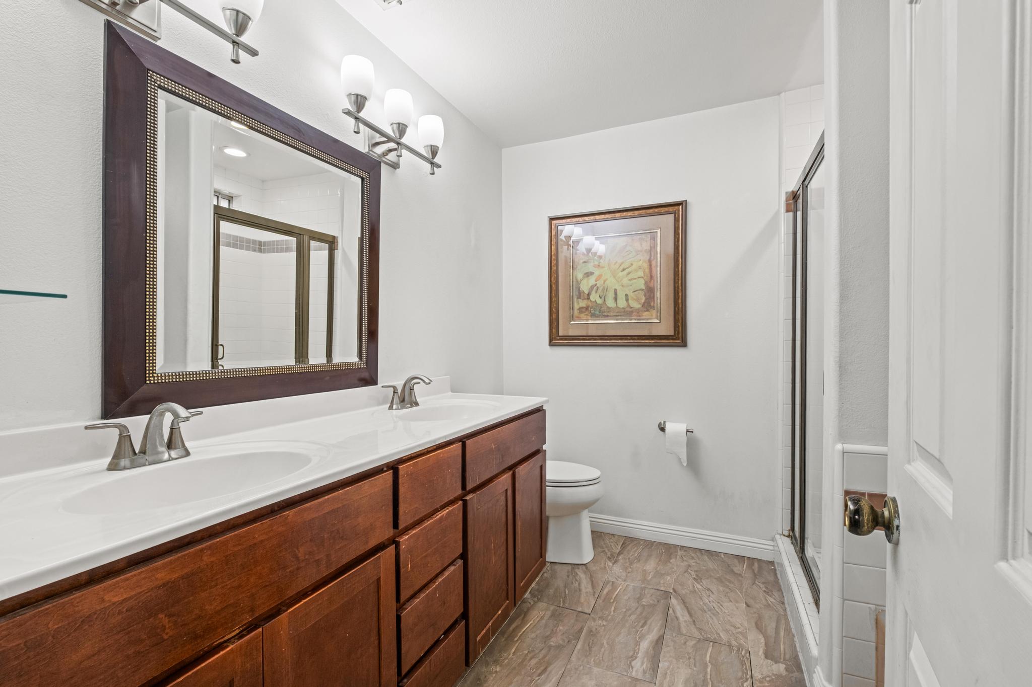 HAWTHORNE, California, 90250, United States, 4 Bedrooms Bedrooms, ,3 BathroomsBathrooms,Residential,For Sale,1798305