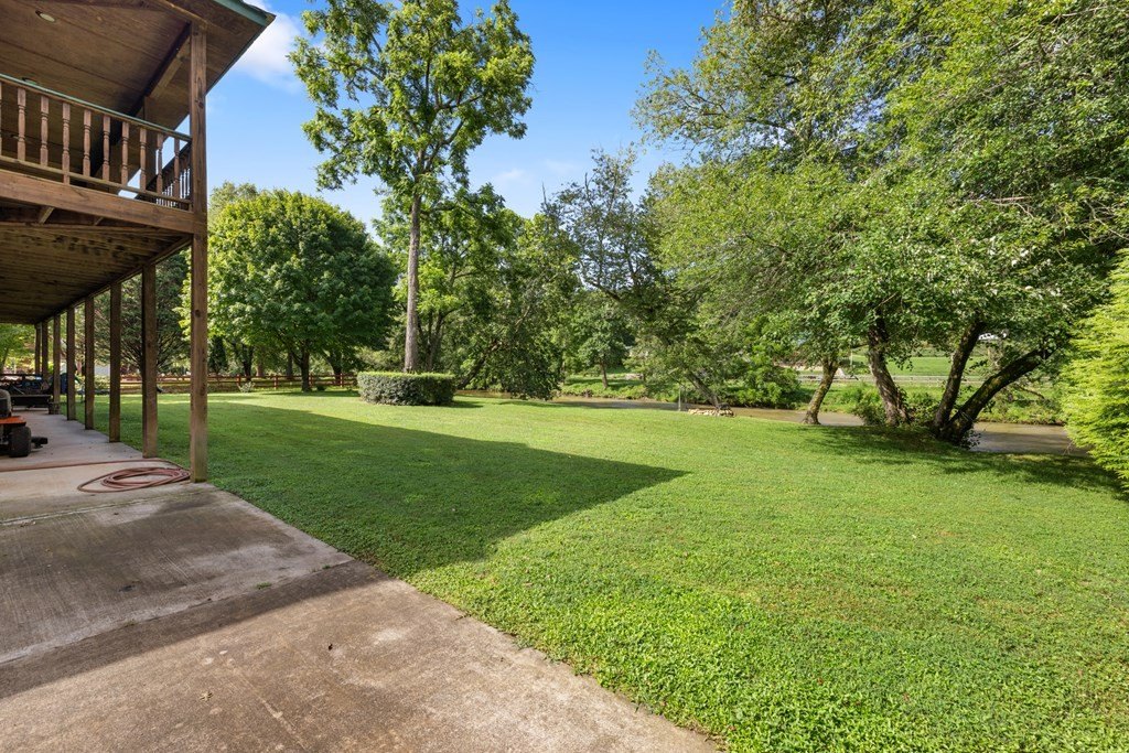 Hayesville, North Carolina, 28904, United States, 3 Bedrooms Bedrooms, ,4 BathroomsBathrooms,Residential,For Sale,1909515