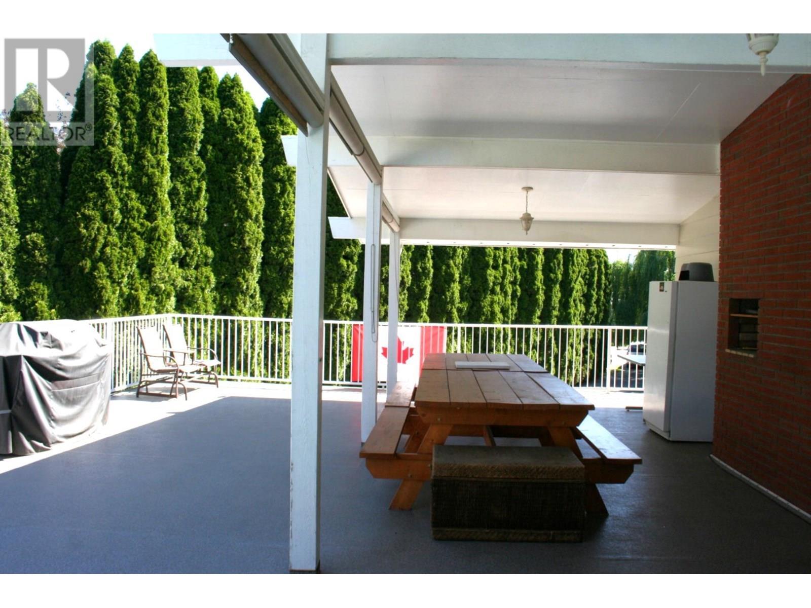 KAMLOOPS, British Columbia, V2C 4P7, CA, 4 Bedrooms Bedrooms, ,3 BathroomsBathrooms,Residential,For Sale,1858047