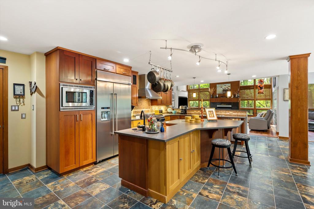 Wrightstown, New Jersey, 08562, United States, 5 Bedrooms Bedrooms, ,4 BathroomsBathrooms,Residential,For Sale,2048850