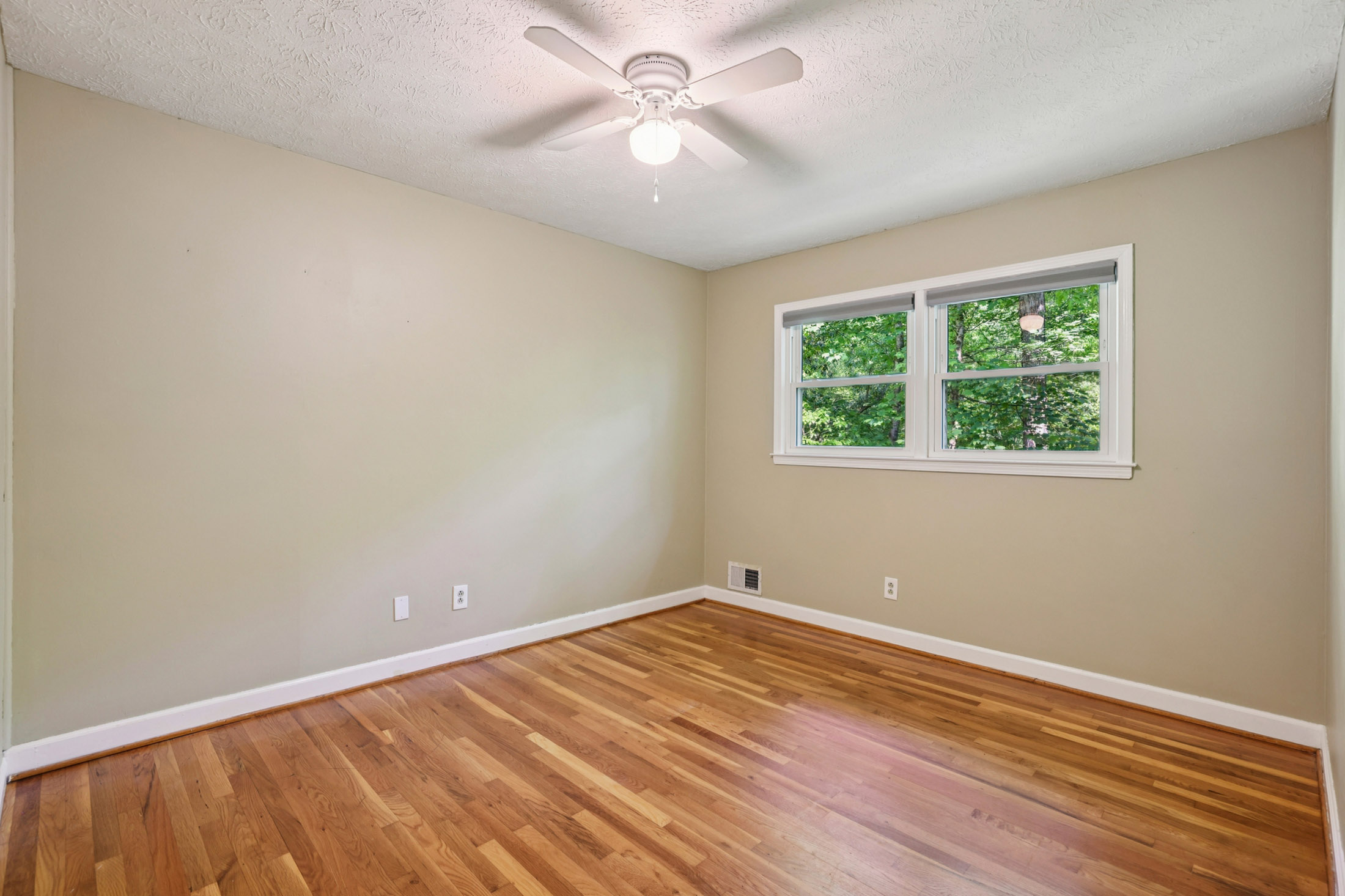  Standout Home in the Beloved Dunwoody North Neighborhood - 物件實景