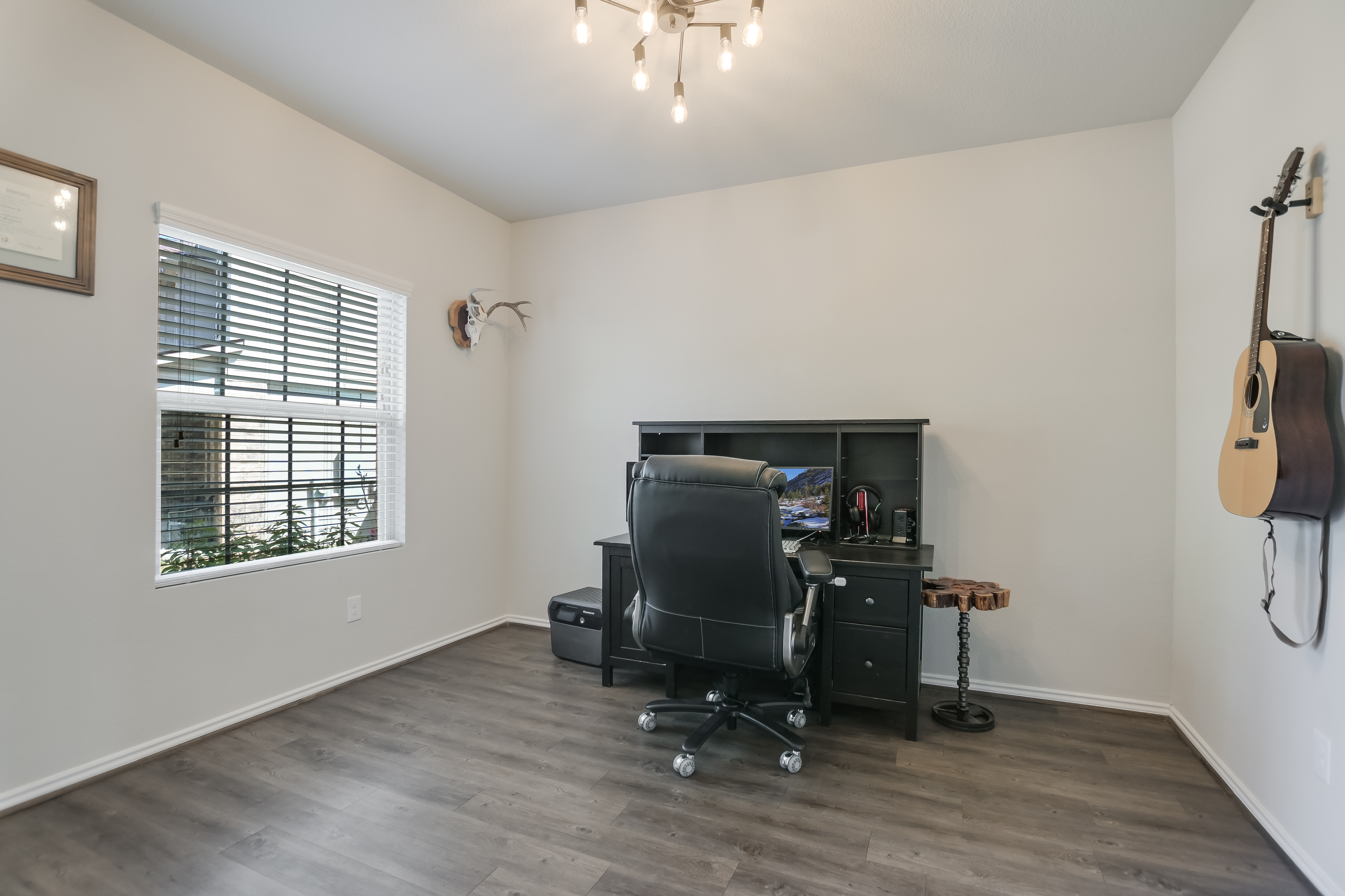  Spacious Two Story Home in Jarrell - 物件實景