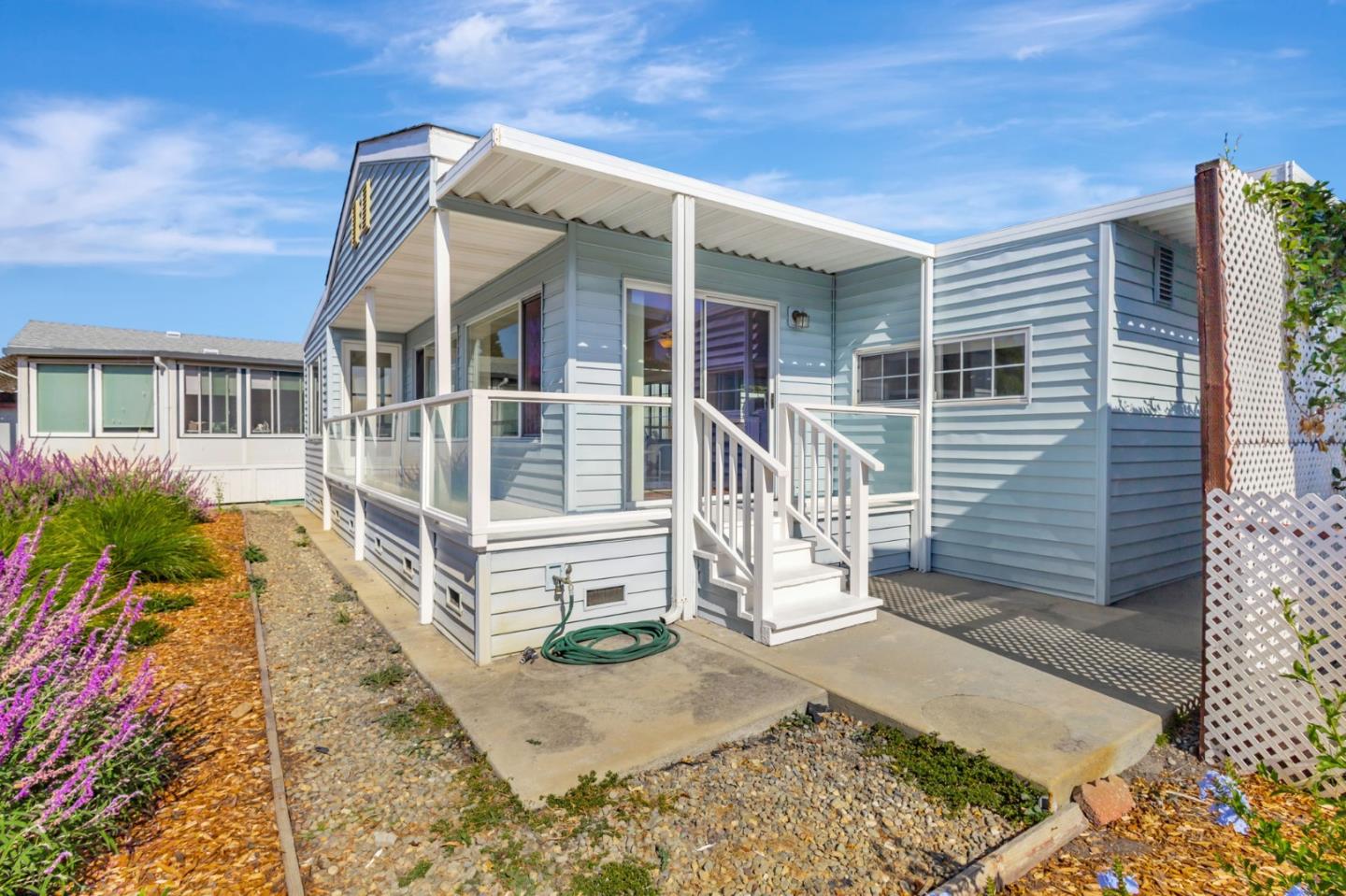 Scotts Valley, California, 95066, United States, 2 Bedrooms Bedrooms, ,2 BathroomsBathrooms,Residential,For Sale,1994569